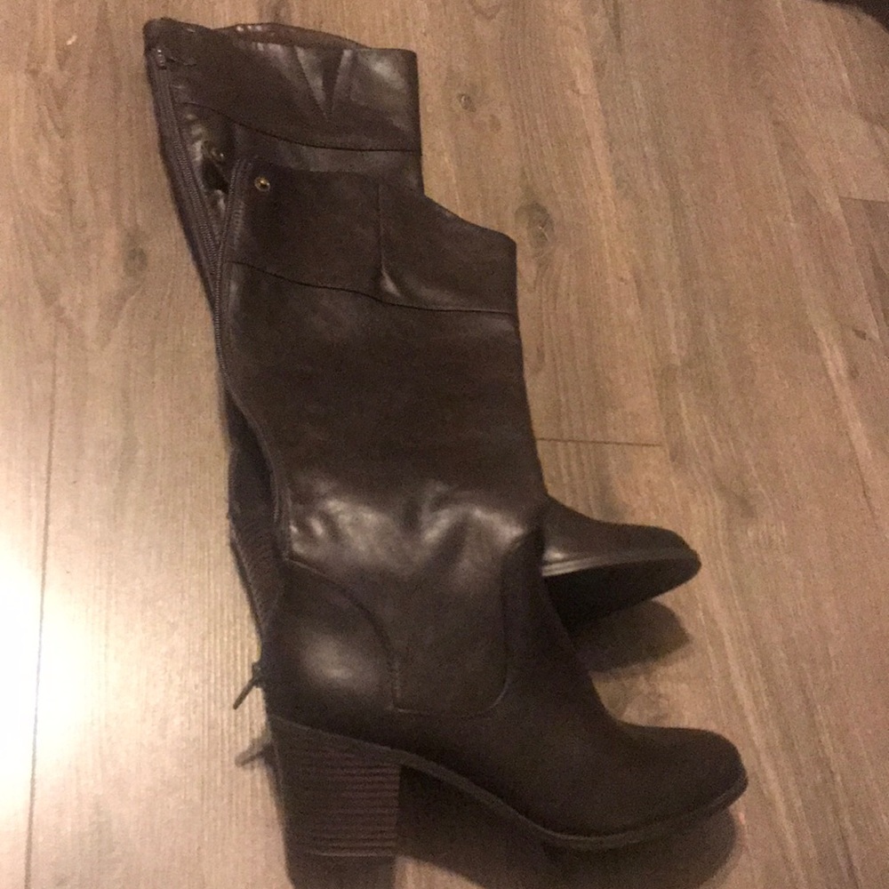 Brown Heeled Boots (White Mountain 8.5)